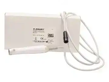 X-SMART dispositivo odontológico personalizado para tratamientos dentales, con diseño ergonómico y tecnología avanzada en soluciones odontológicas.