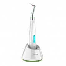 Alt: Pistola de limpieza ultrasónica para odontología, diseñada para una limpieza dental eficiente y precisa en tratamientos profesionales.