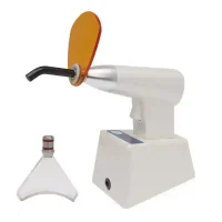 09070004-Lampara-Be-light-LED-8.webp Restaurador dental personalizado para odontología, equipado con tecnología avanzada para la creación de prótesis y restauraciones precisas. Ideal para clínicas y laboratorios dentales.