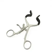 17-4062-Abrebocas-Molt-14cm-2.webp Resorte de disipación de presión para ortodoncia con mango ergonómico y función de ajuste.