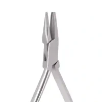 5-372-Alicate-Schwarz-2.webp Pinzas dentales de precisión en acero inoxidable, ideales para procedimientos odontológicos y trabajos de restauración dental. Totalmente personalizables para distintas aplicaciones odontológicas.