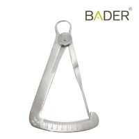 5930-CALIBRE-METAL-BADER.jpg
