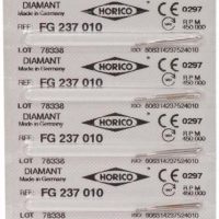 Etiquetas de productos odontológicos personalizados para clínicas dentales en EXAmedic, resaltando calidad, precisión y adaptabilidad en soluciones para odontología.