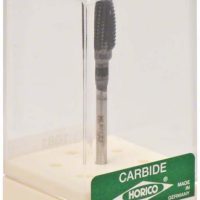 Carbide bur para instrumentos odontológicos de alta precisión, fabricada en Alemania por Horico, ideal para tratamientos dentales y restauraciones estéticas.